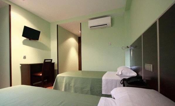 Hostal Avenida Barajas Madrid Kamer foto